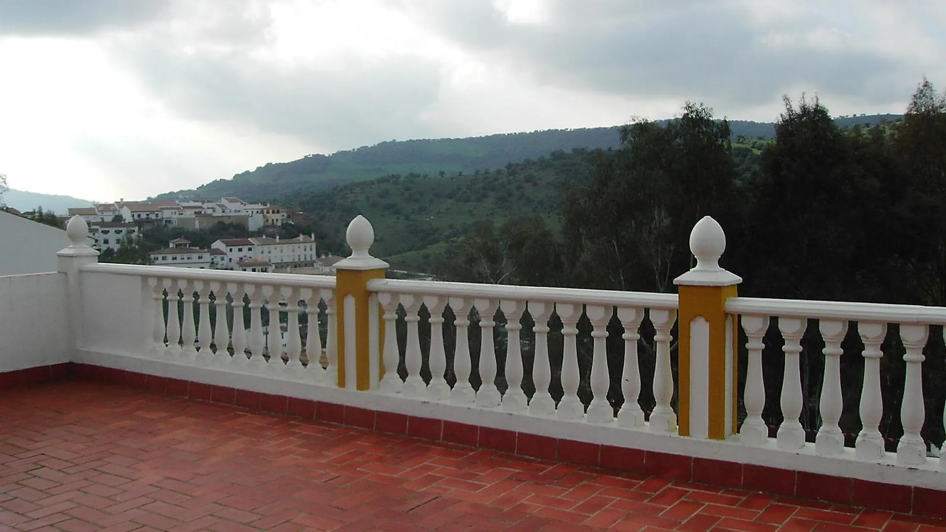 Apartamentos Los Arcos El Bosque